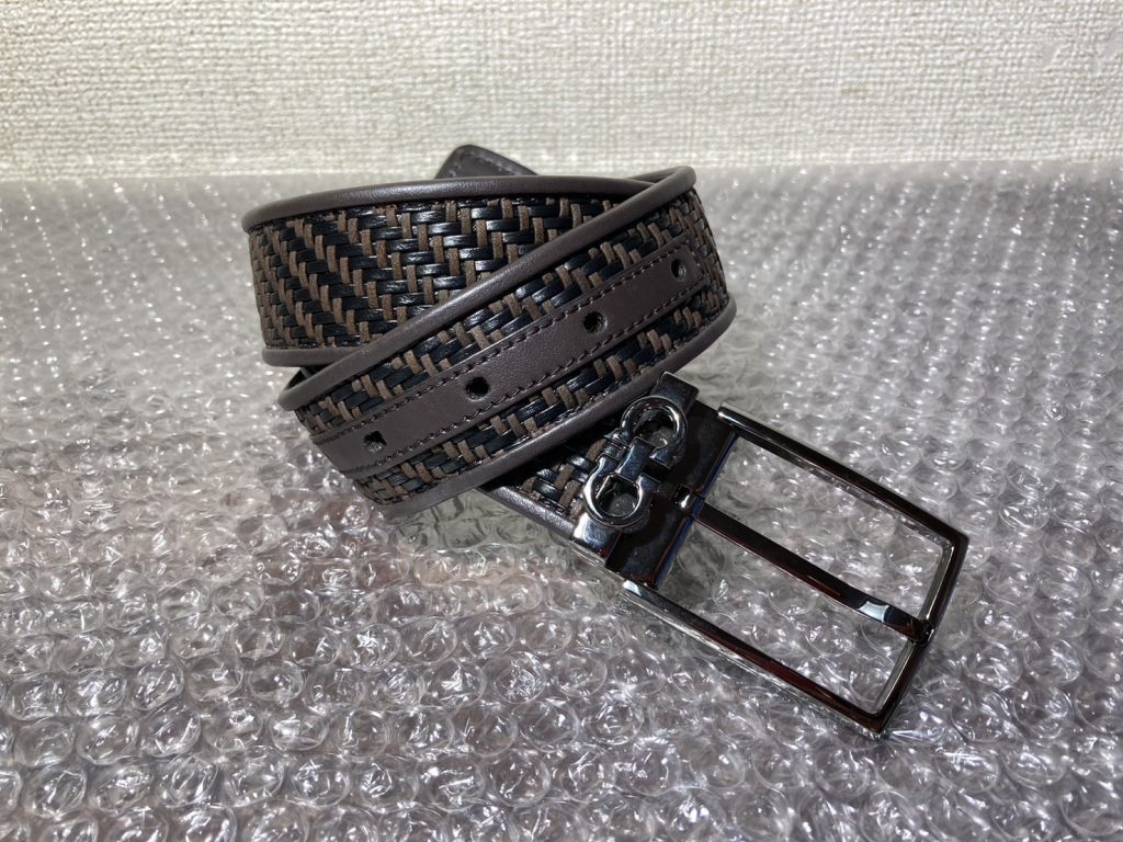 千葉県柏市で出張買取したサルヴァトーレ・フェラガモのベルト（極美品）の買取事例写真