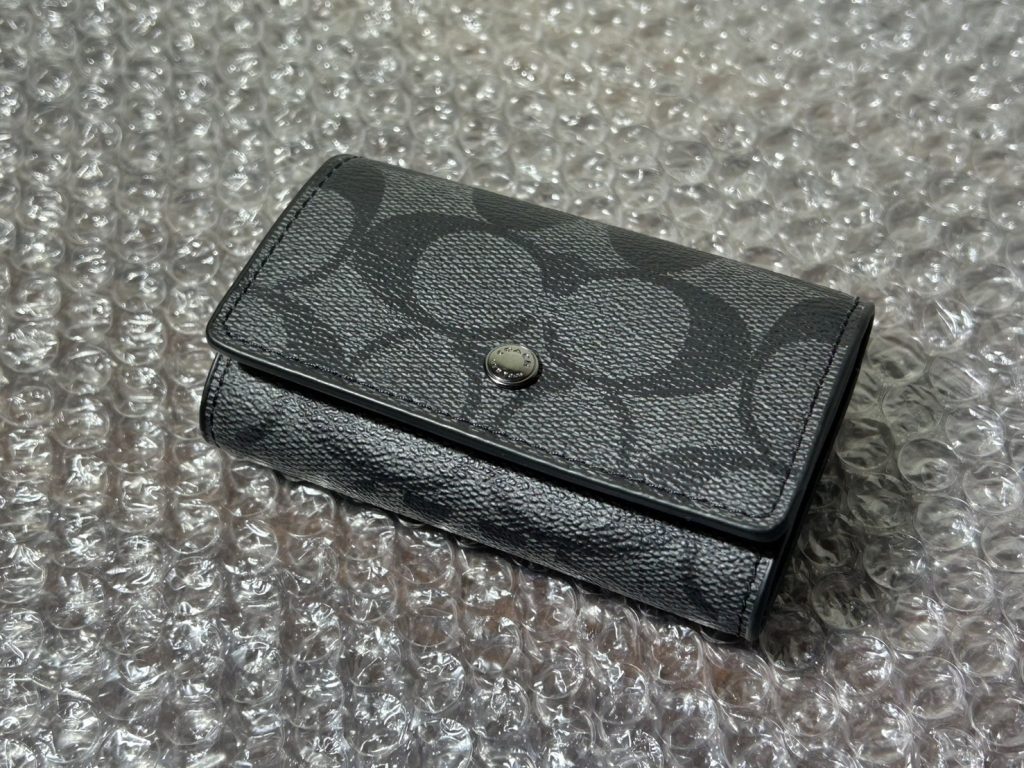 千葉県八千代市で出張買取したコーチのキーケース（美品）の買取事例写真