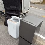 千葉県習志野市での不用品回収の作業写真（マットレス、冷蔵庫、洗濯機）