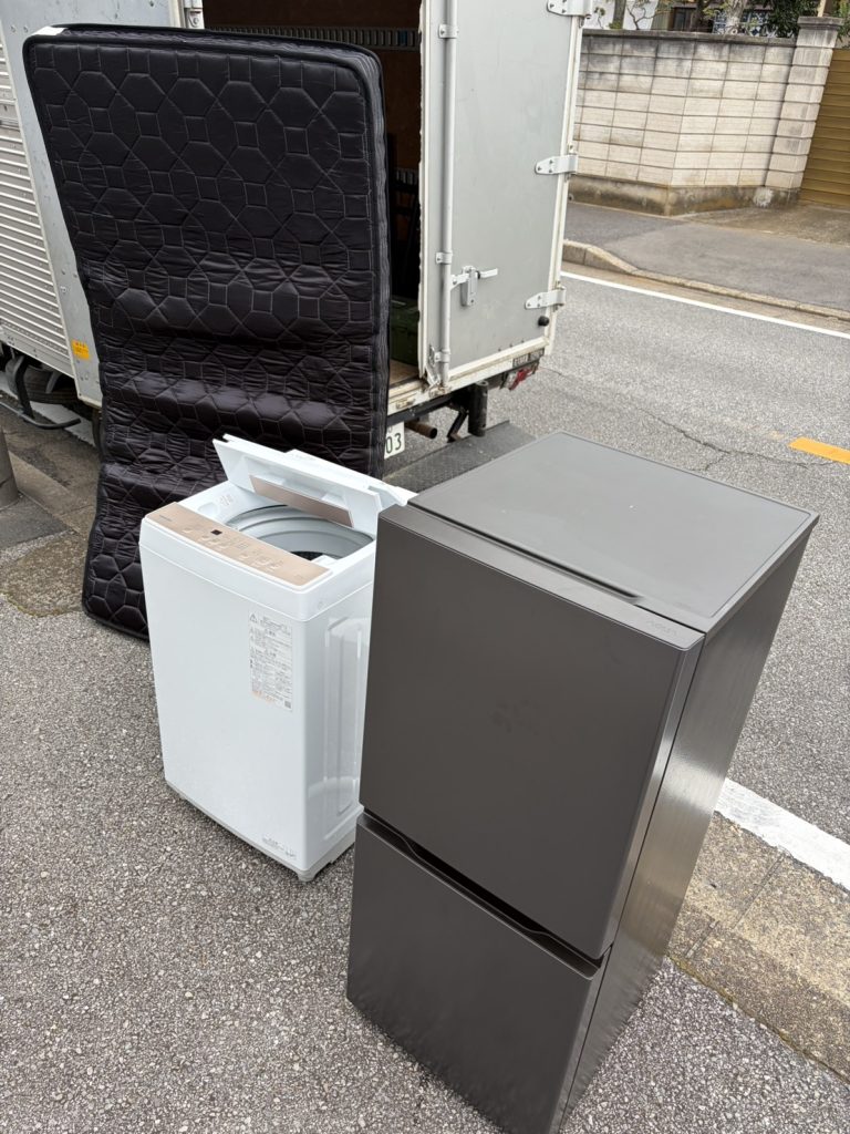 千葉県習志野市での不用品回収の作業前の様子