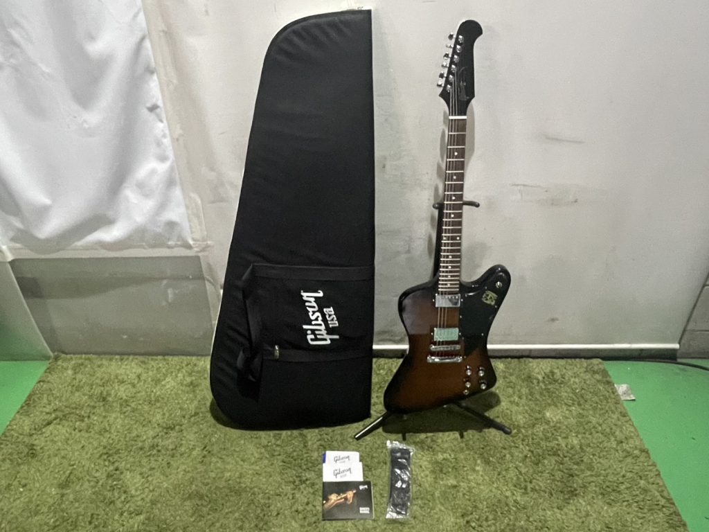 埼玉県蕨市で出張買取したGibson ギブソンの弦楽器（美品）の買取事例写真