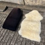 千葉県船橋市での不用品回収の作業写真（クッション、マット）