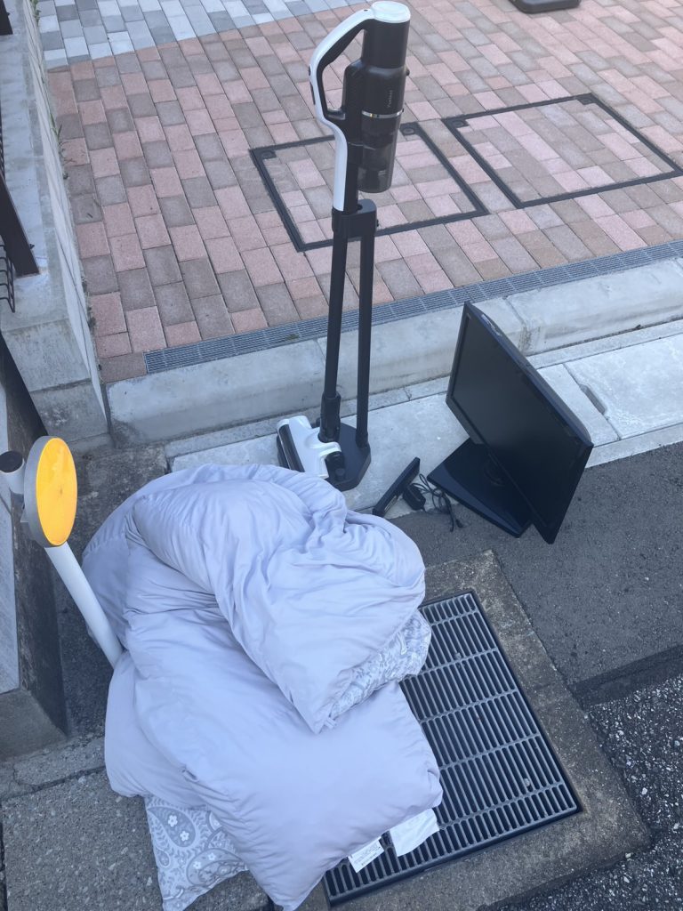 千葉県千葉市花見川区での不用品回収の作業前の様子