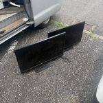 千葉県市川市での不用品回収の作業写真（テレビ×2）
