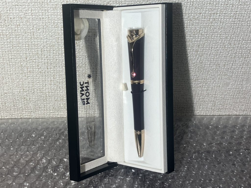 埼玉県吉川市で出張買取したモンブランのボールペン（極美品）の買取事例写真