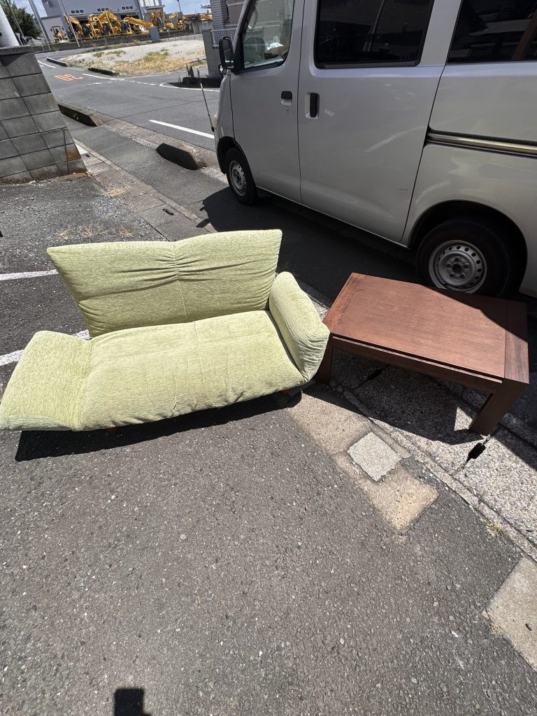 千葉県習志野市での不用品回収の作業前の様子