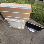 千葉県船橋市での不用品回収の作業写真（エアコン一式、TV）