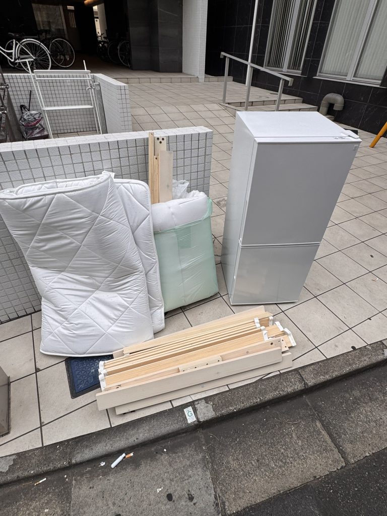 千葉県市川市での不用品回収の作業前の様子