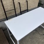 千葉県流山市での不用品回収の作業写真（二弾ベッドのハシゴ、デスク）