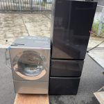 千葉県八千代市での不用品回収の作業写真（ドラム式洗濯機、冷蔵庫）