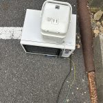 千葉県船橋市での不用品回収の作業写真（電子レンジ、炊飯器）