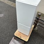 千葉県市川市での不用品回収の作業写真（冷蔵庫、プリンター）