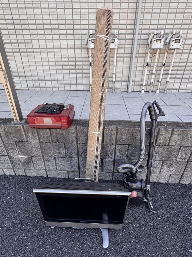 千葉県習志野市での不用品回収の作業前の様子